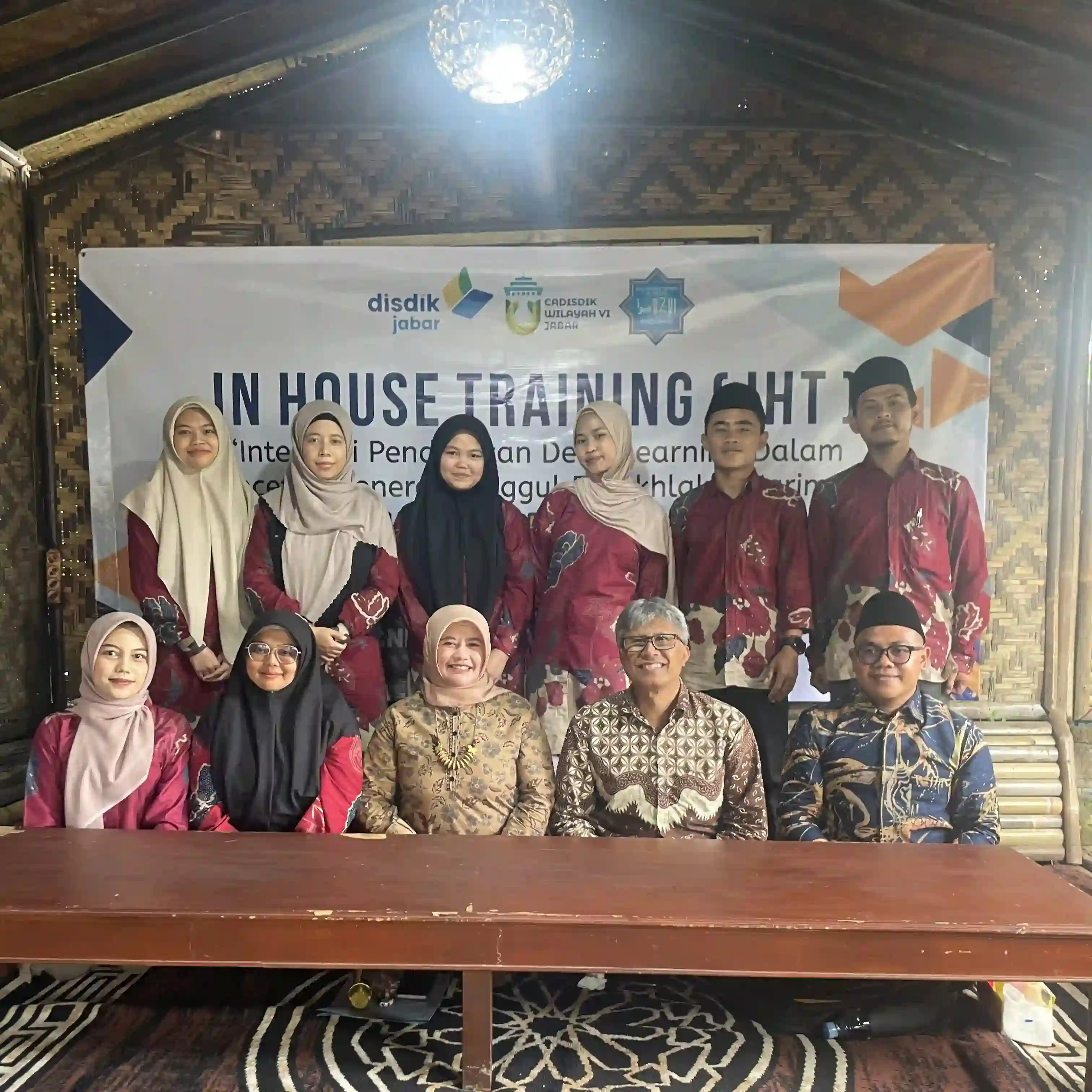 Kegiatan In House Training Penguatan Pembelajaran Mendalam dan KOSP bersama Pengawas Bina